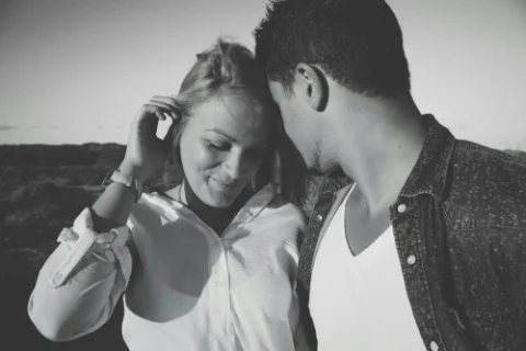 Aplicativos para namoro ou amizade grátis